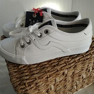 Womens Salt & Seas White Leather Fashion Sneakers